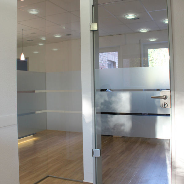 Bürotrennwand mit Tür | Panther Glas